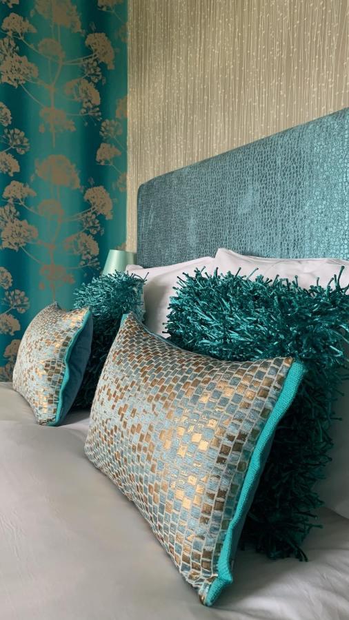 Ramsey House - Luxury Licensed B&B - Parking And Guest Lounge St. Davids  Exteriör bild